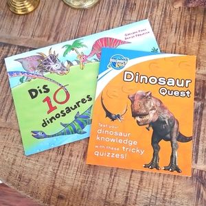 📚 Two Dinosaur Paperback Books French & English 📚